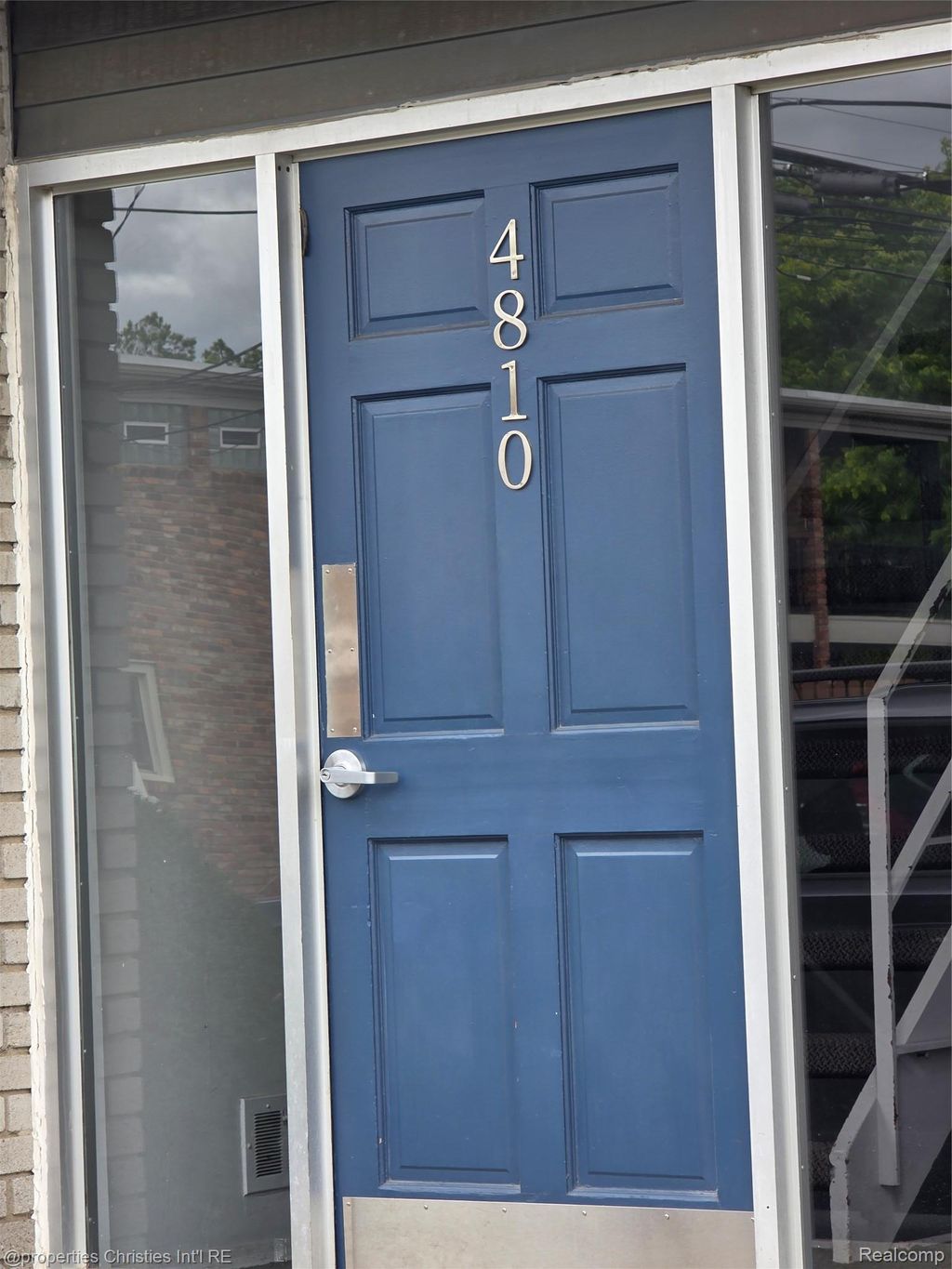 4810 Briarwood Avenue F2, Royal Oak