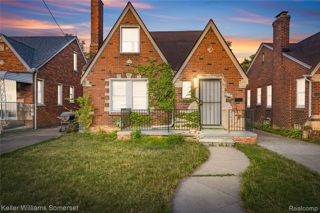 9154 Wayburn Street, Detroit city