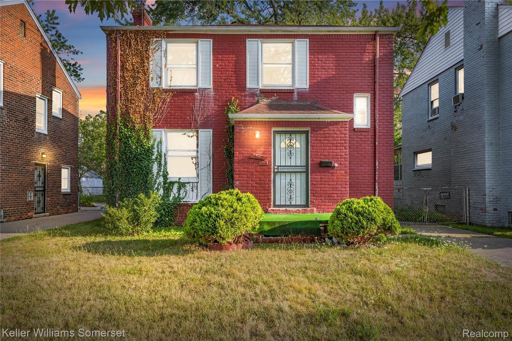 15470 Mapleridge Street, Detroit city