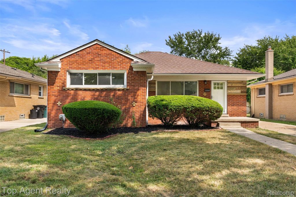 23040 Marlow Street, Oak Park city