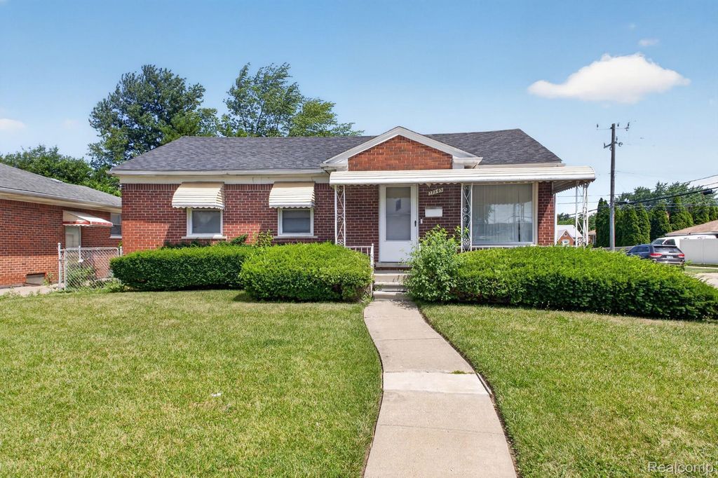17145 Ego Avenue, Eastpointe city