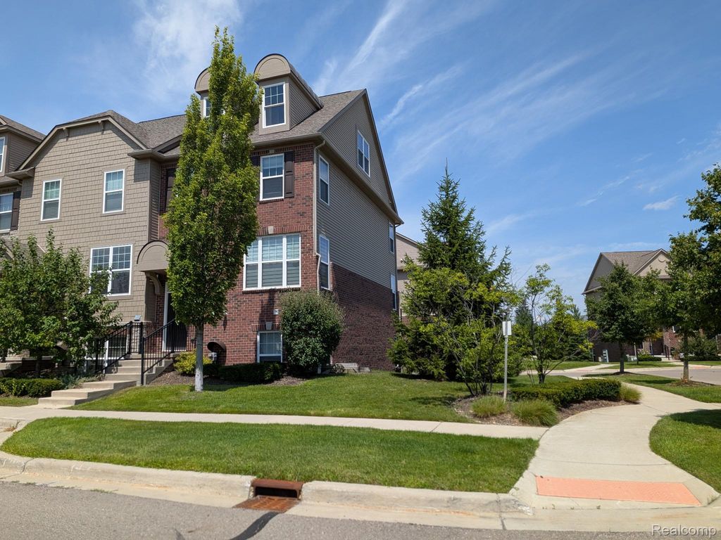 333 Glenhurst Boulevard 9, Rochester Hills city