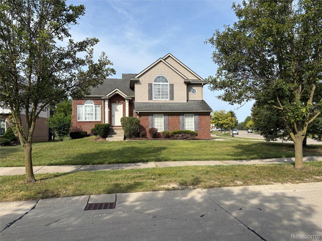 1822 Golfview Lane, Westland city