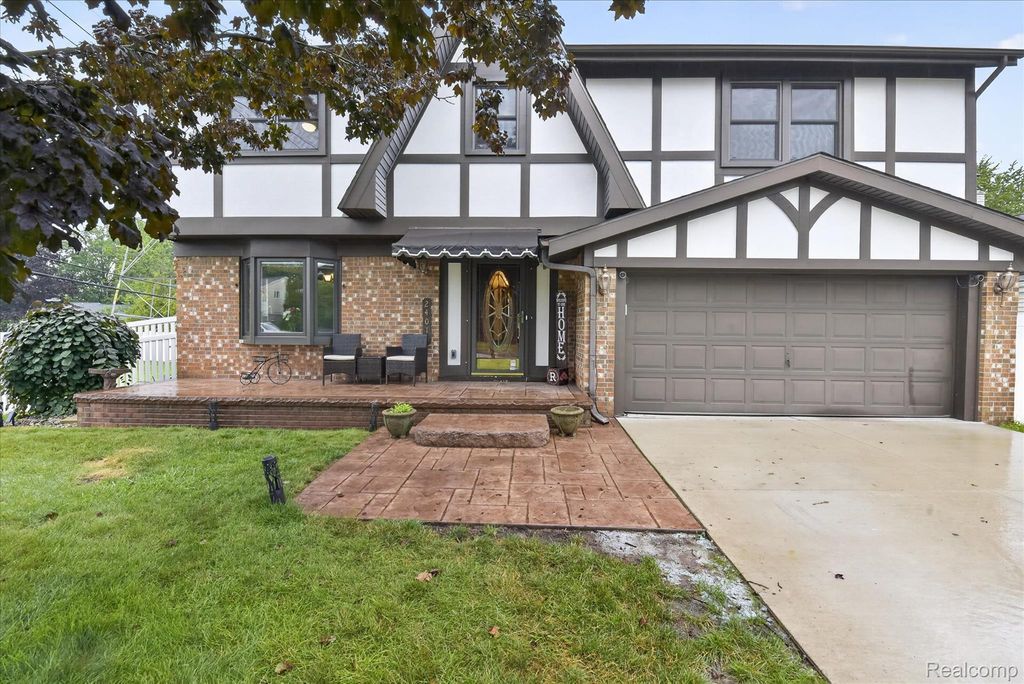 24011 Heritage Drive, Woodhaven city