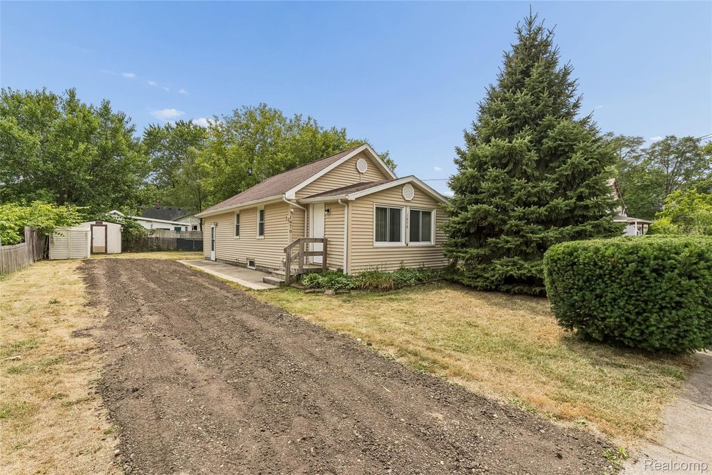 1470 Donovan Street, Burton city