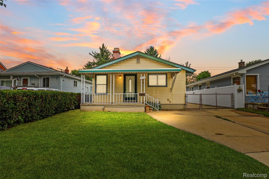 22116 Wick Road, Taylor city