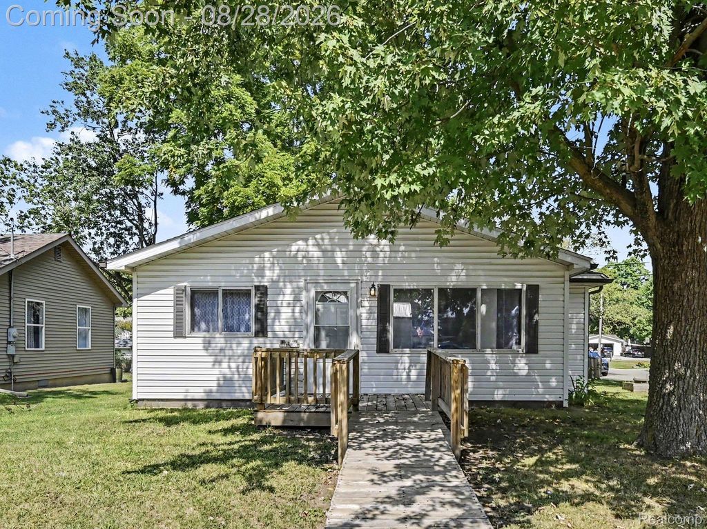1107 Corydon Drive, Genesee charter township