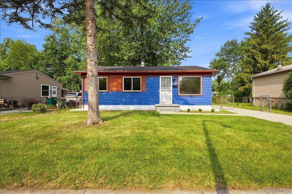 15432 Orchard Street, Romulus city