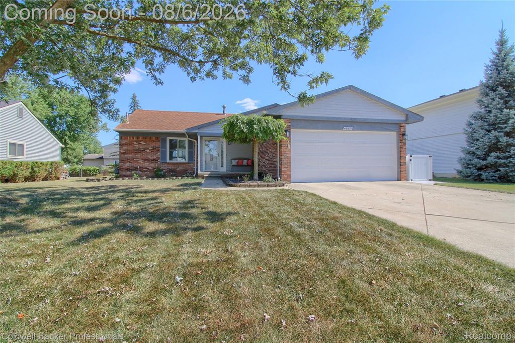 43671 Emrick Drive, Canton charter township