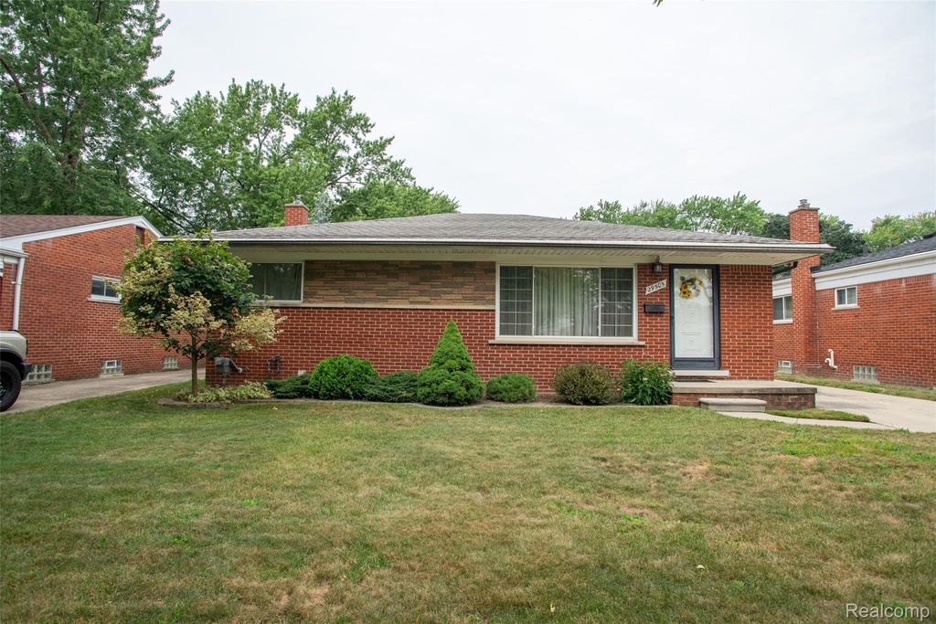 29505 Milton Avenue, Madison Heights city