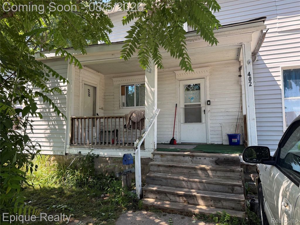 402 Black Street, Caro city