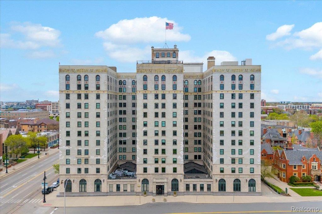 15 E Kirby Street 526, Detroit