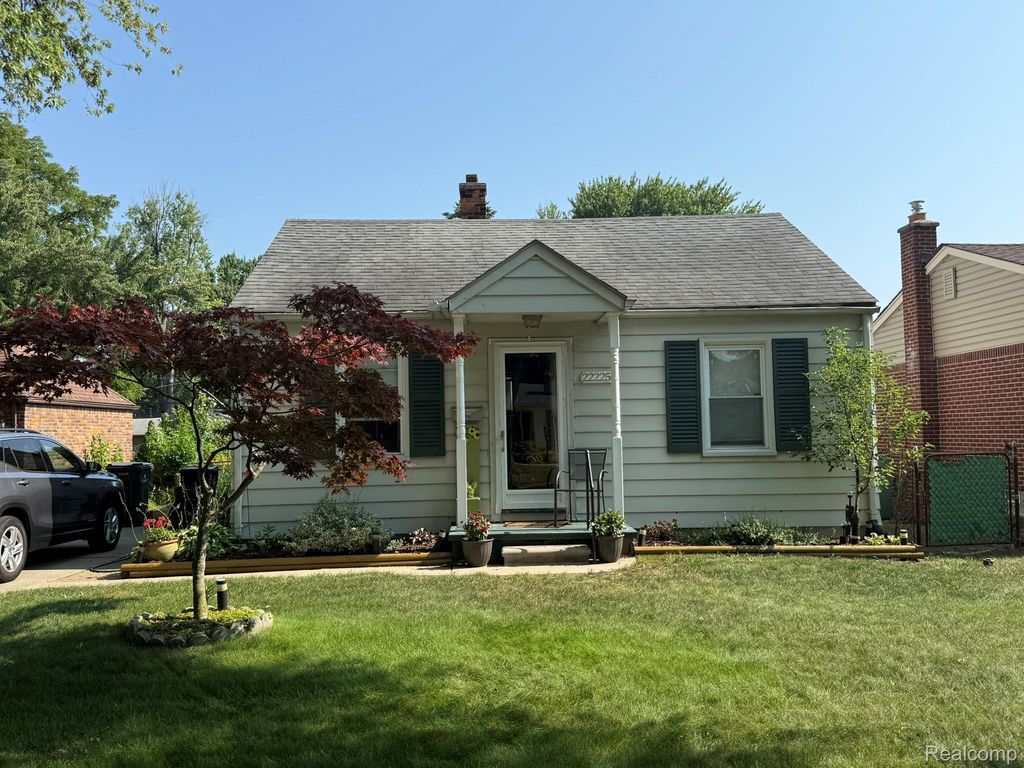22225 Saint Gertrude Street, St. Clair Shores city