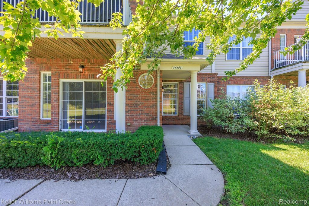 34593 Northrup Drive, New Baltimore
