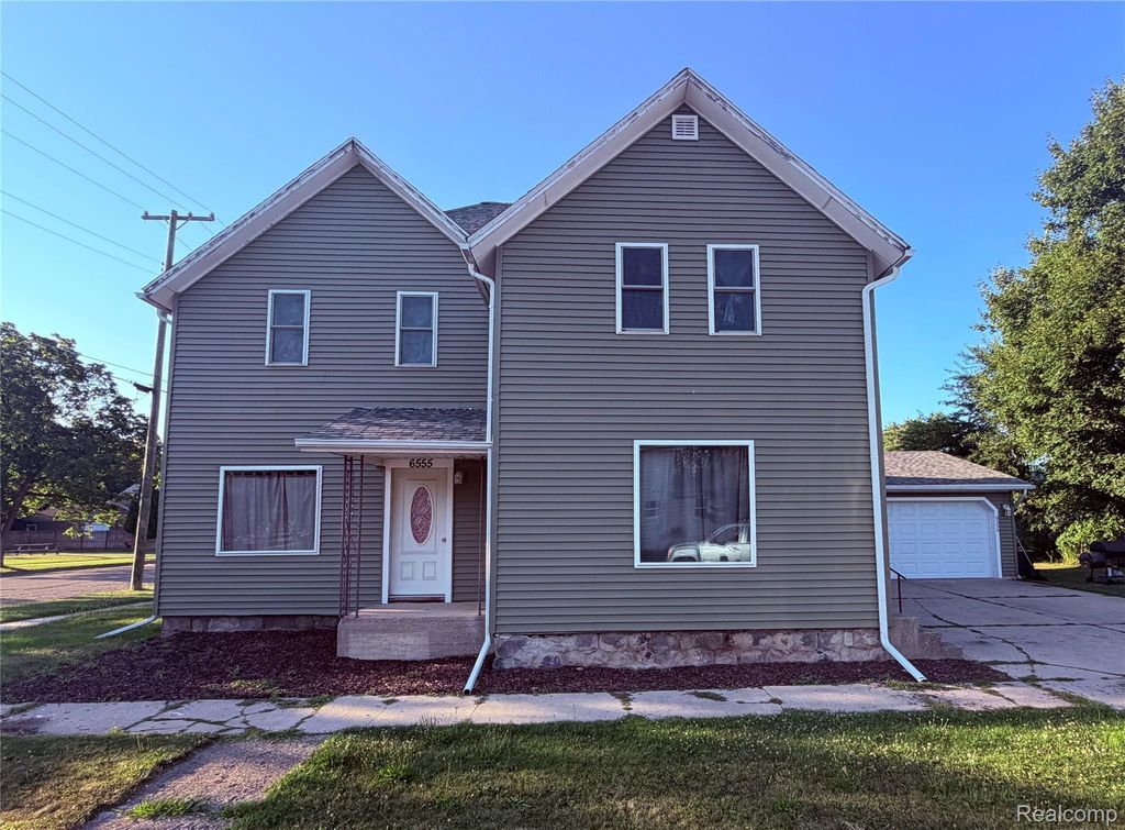 6555 Church Street, Cass City village