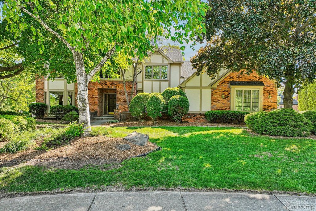 4523 Rivers Edge Drive, Troy city