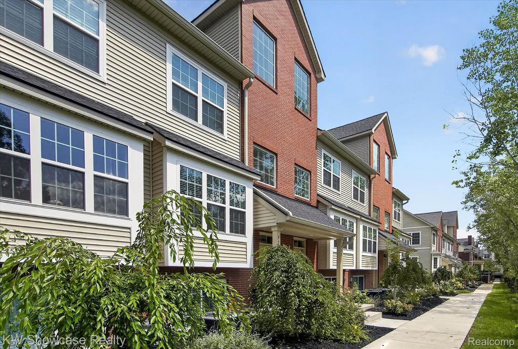 553 Village Lane, Milford