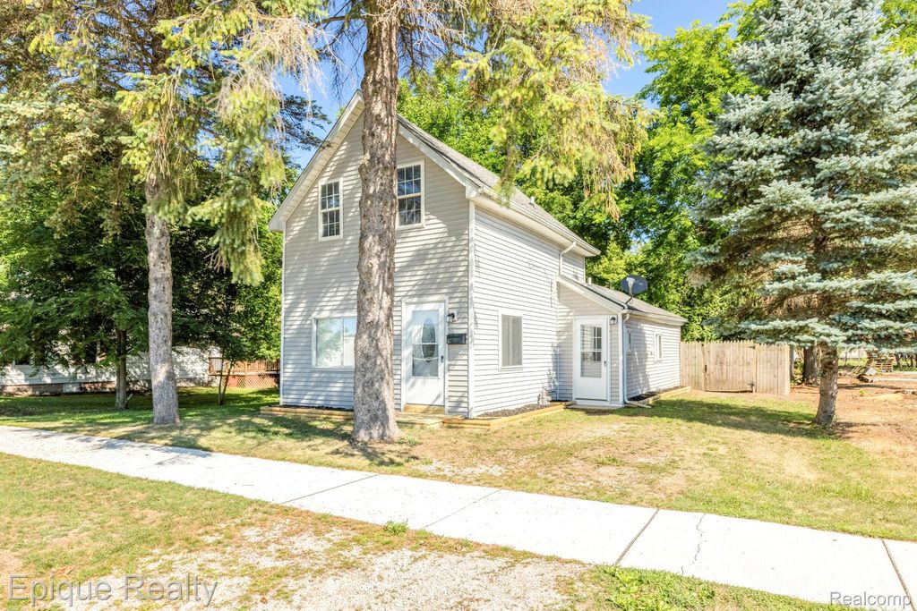 149 Ward Street, Croswell city