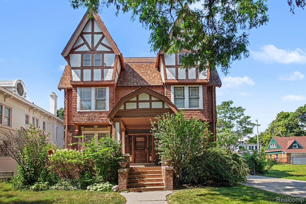 80 Longfellow, Detroit
