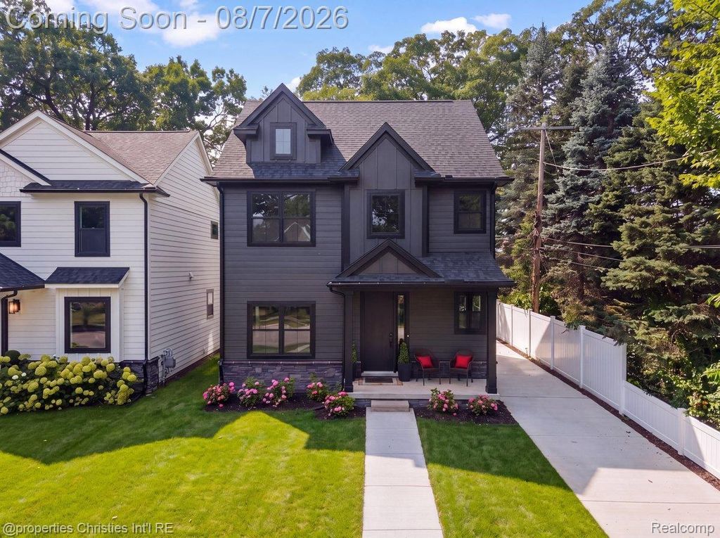 1935 Brookwood Avenue, Royal Oak city
