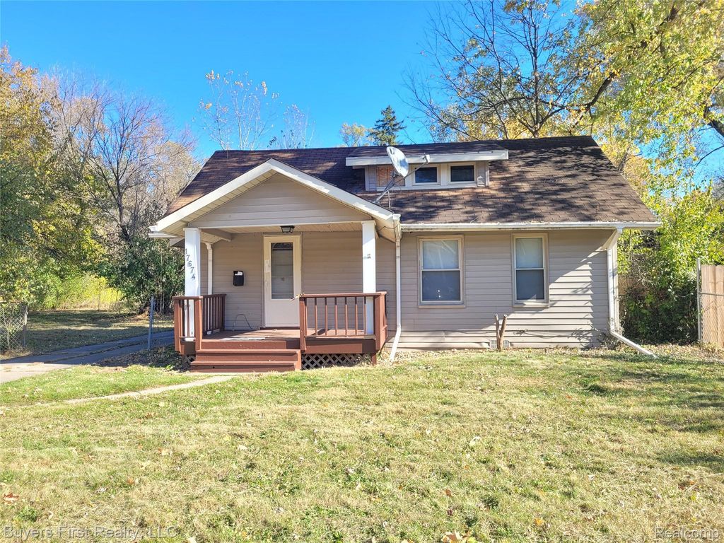 17674 Salem Street, Detroit city