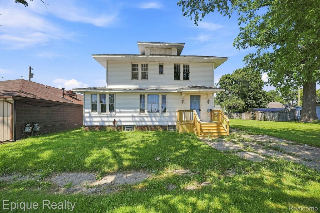 1311 Scott Avenue, Port Huron city