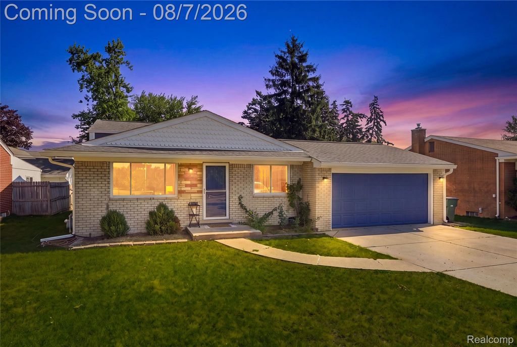 8517 Plumbrook Road, Sterling Heights city