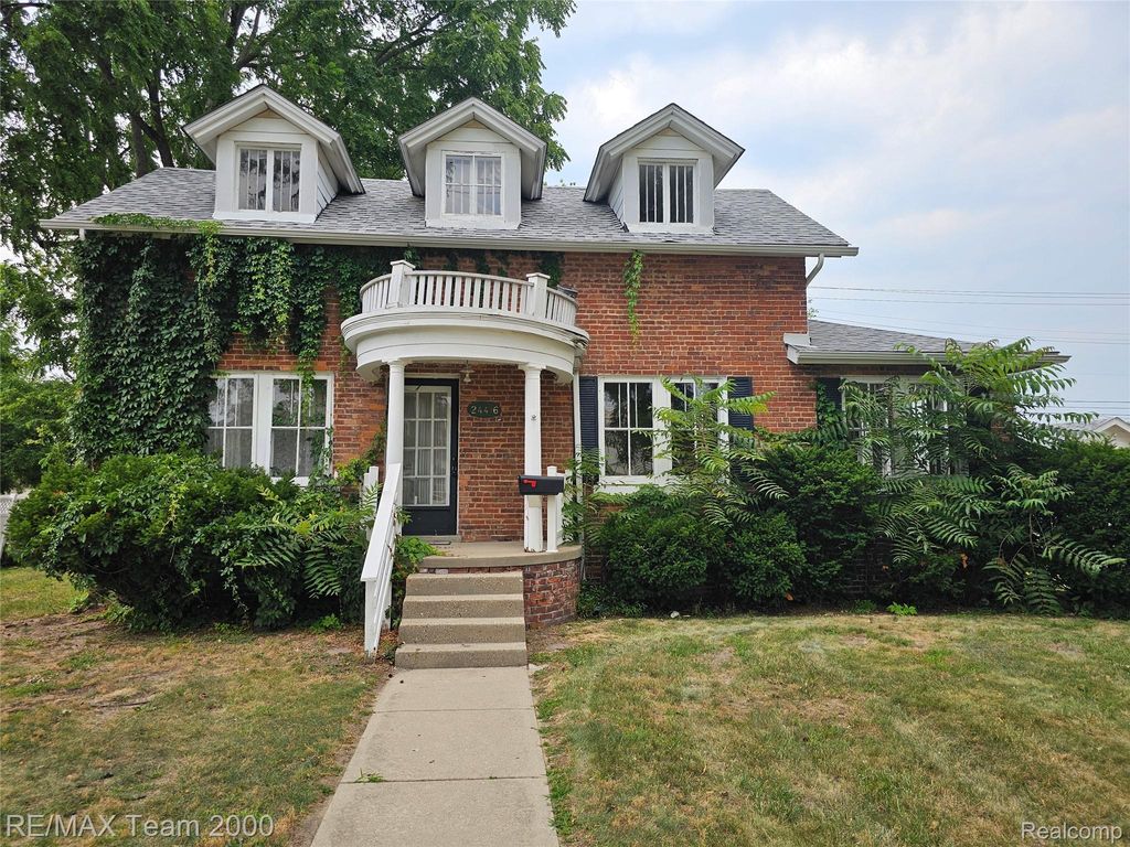 24416 Hass Street, Dearborn Heights city