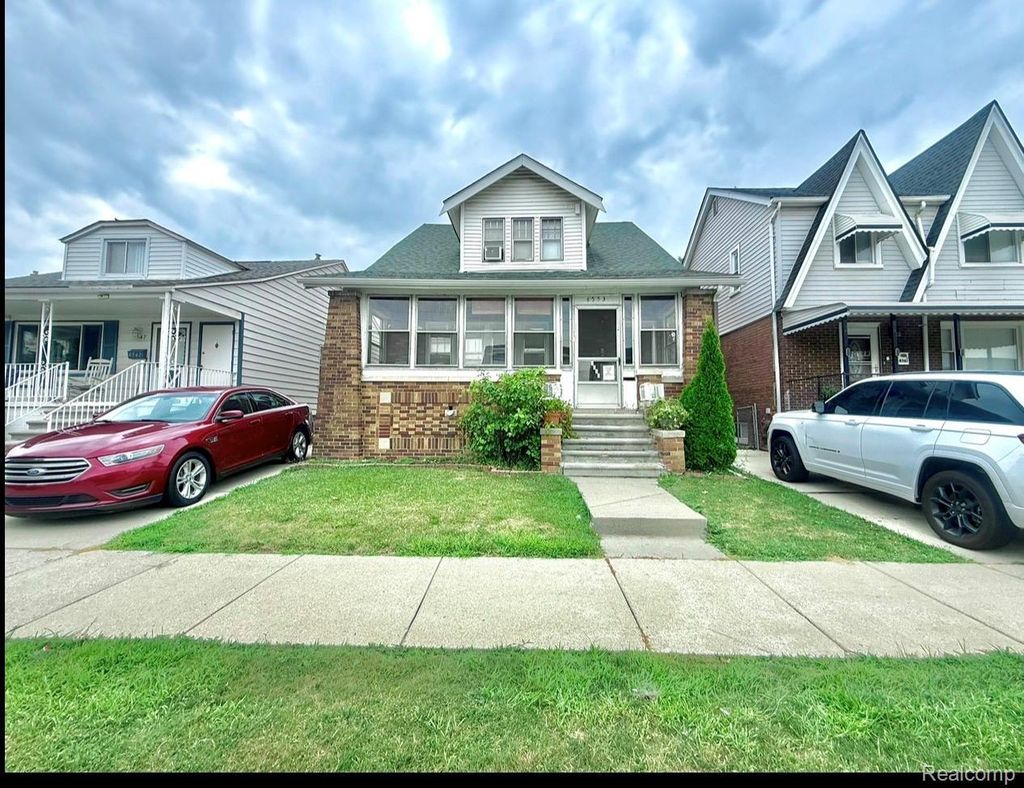 4553 Curtis Street, Dearborn city