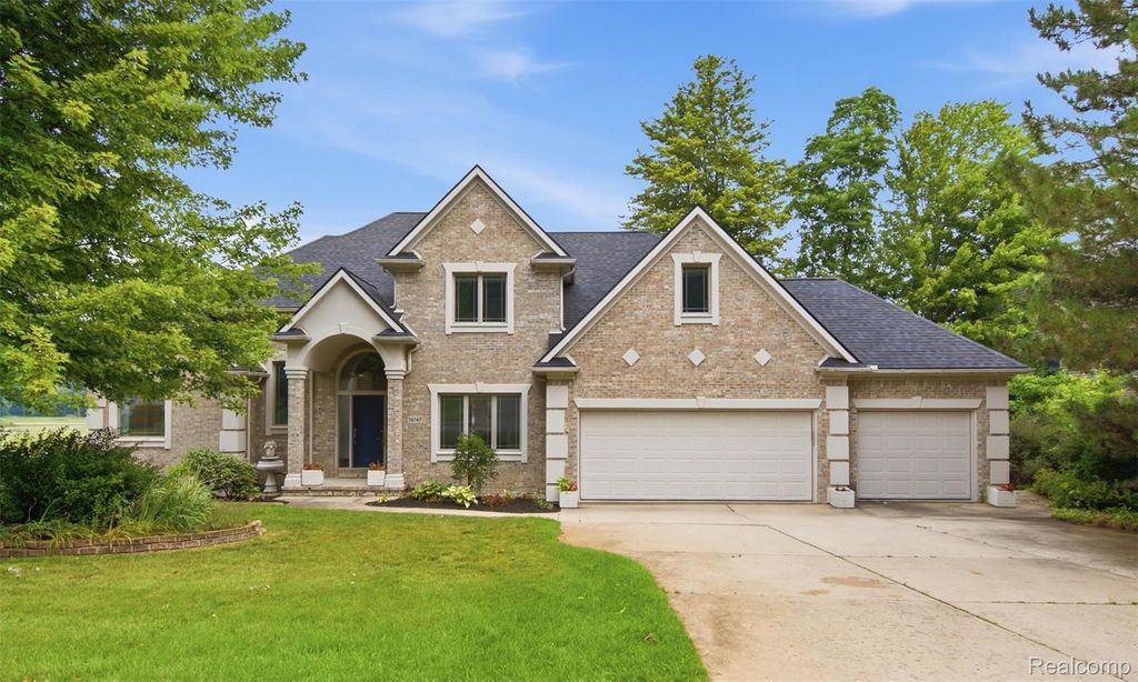 16147 Meredith Court, Fenton charter township