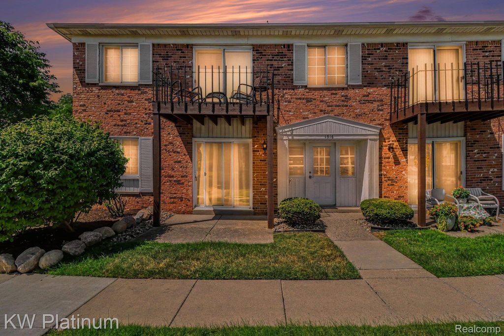 1516 Normandy Road, Royal Oak
