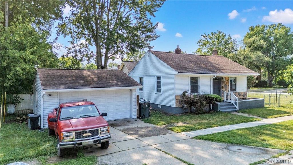 42612 Matter Place, Clinton charter township