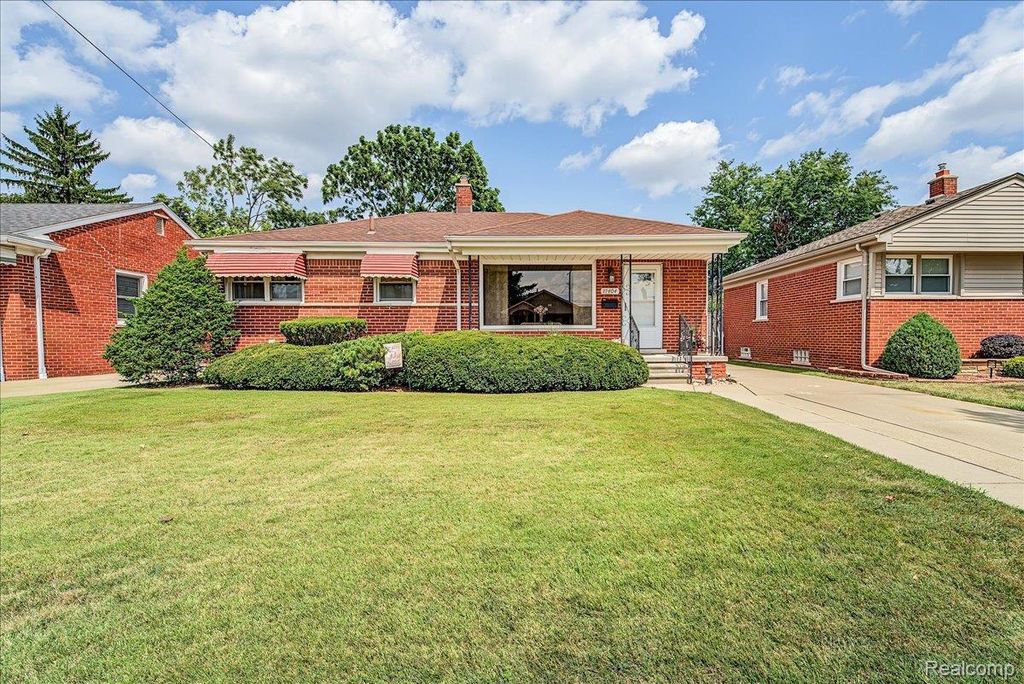 17404 Leslie Avenue, Allen Park city