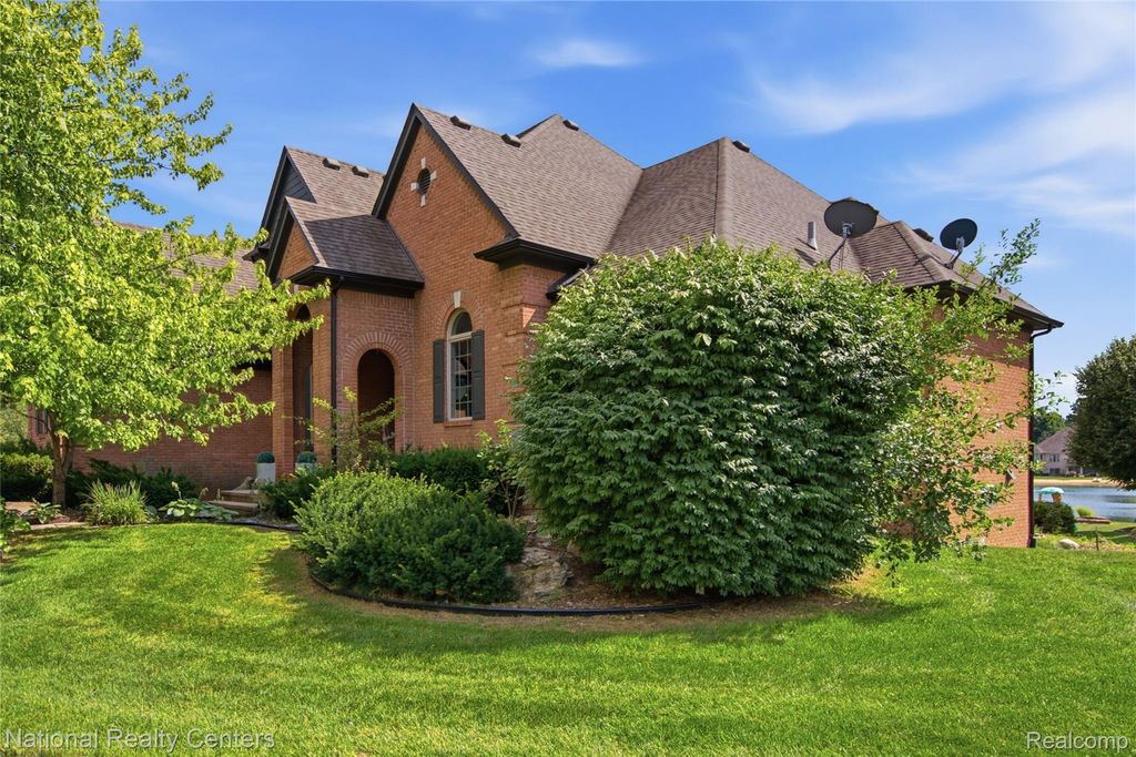 11908 Cedarwood Drive, Shelby charter township