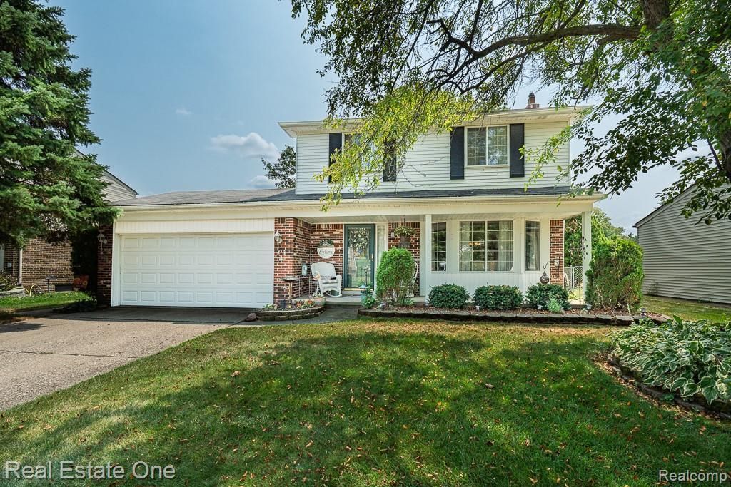 13758 Charrington Drive, Sterling Heights city