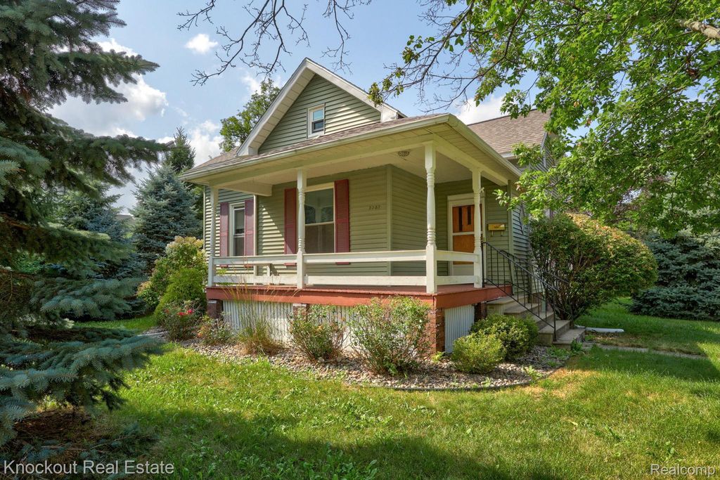 2502 Stobbe Street, Saginaw city