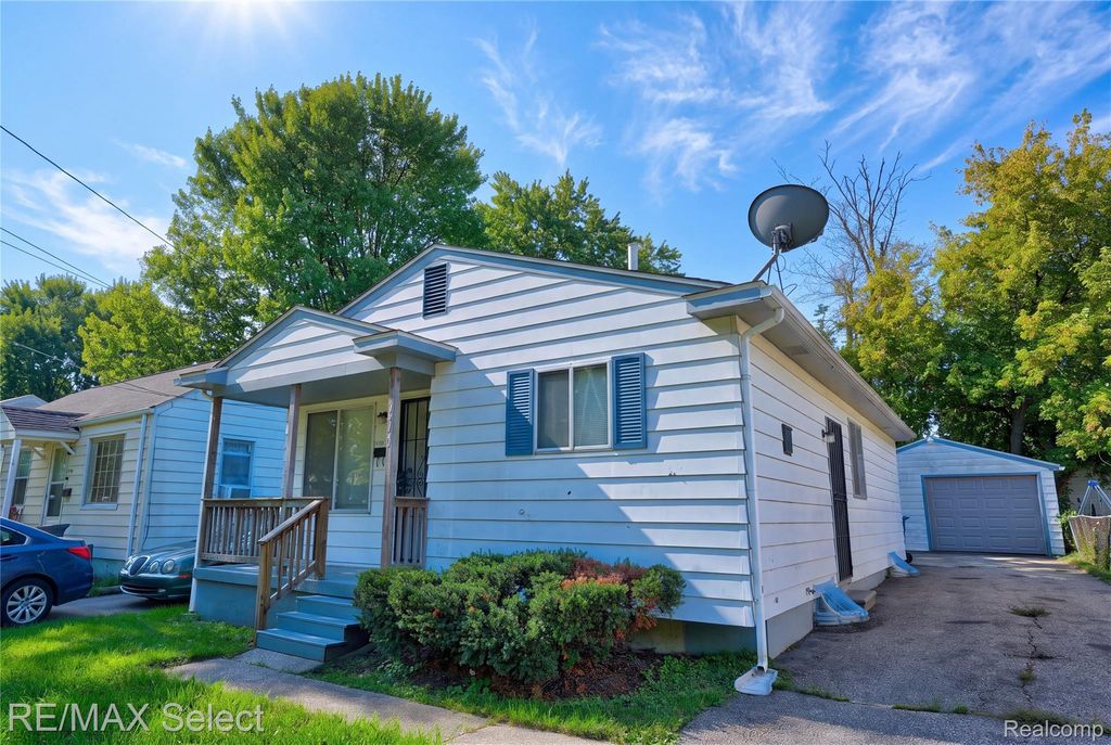 3717 Larchmont Street, Flint city