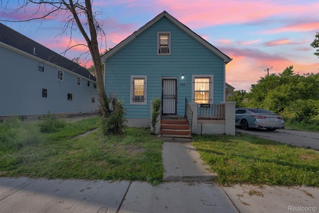 2124 Halleck Street, Detroit city