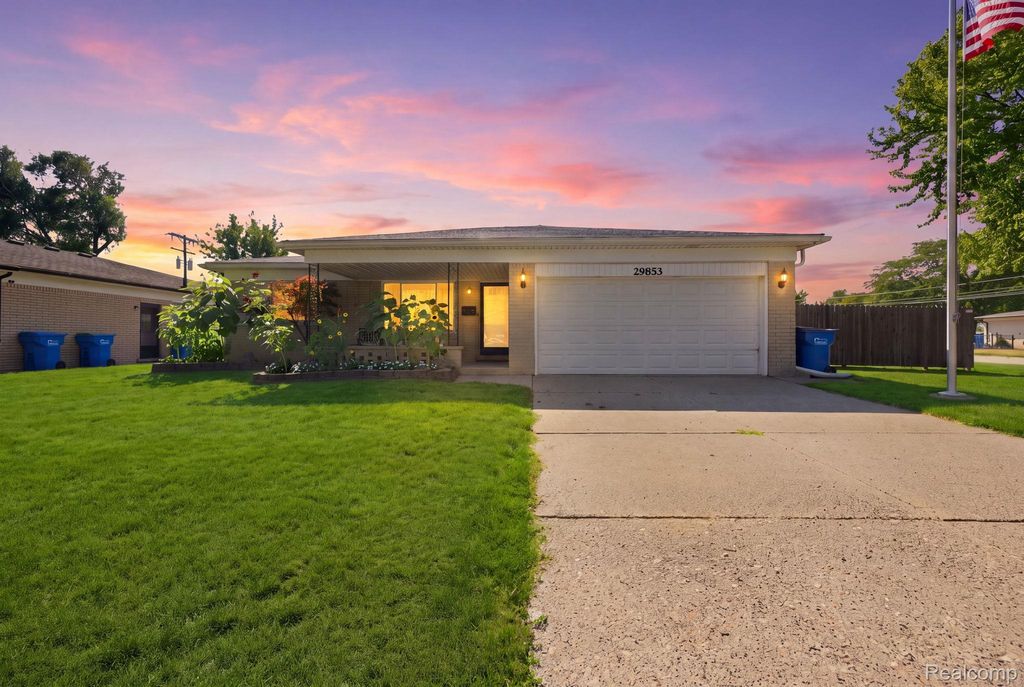 29853 Ohmer Drive, Warren city
