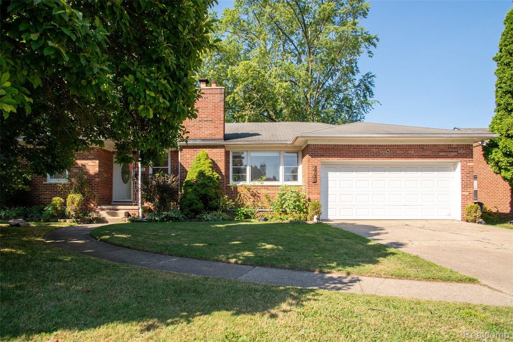 2731 Crooks Road, Royal Oak city
