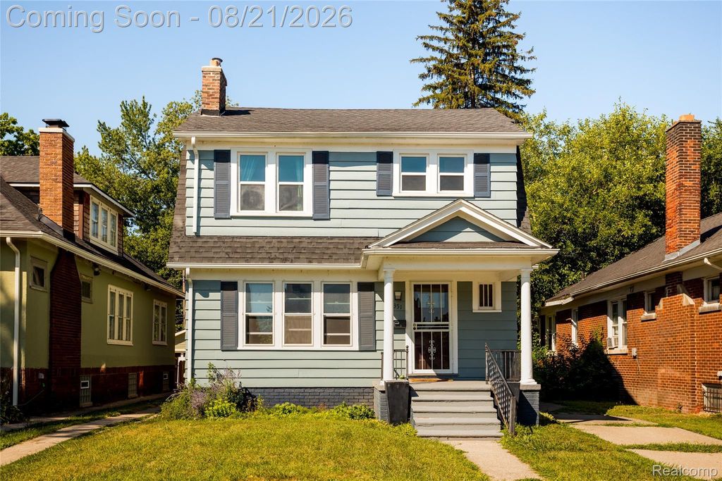 351 Chalmers Street, Detroit city