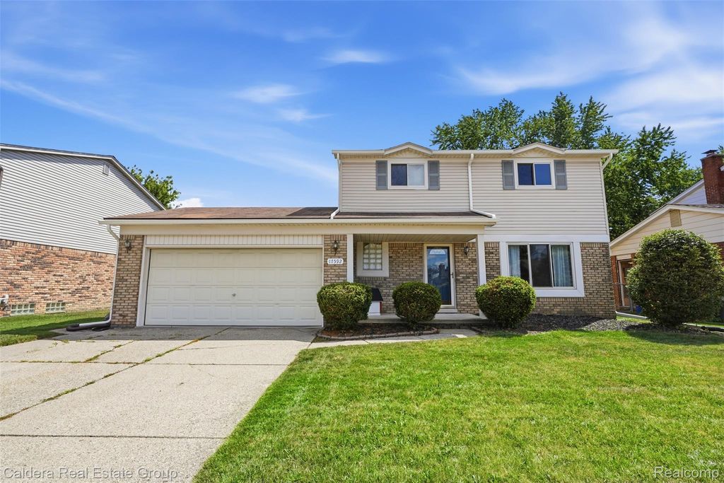 17592 Knollwood Drive, Clinton charter township