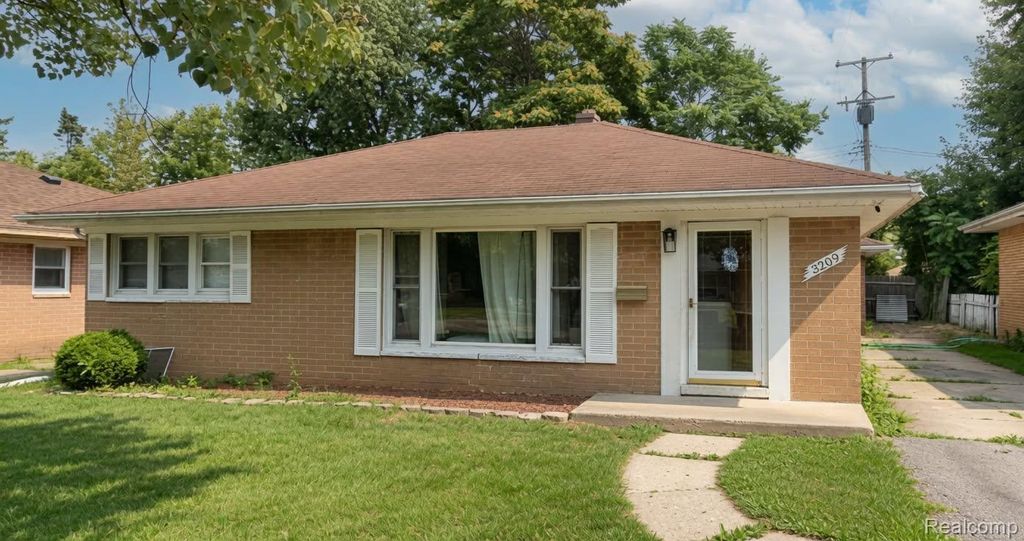 3209 Shawnee Avenue, Flint city