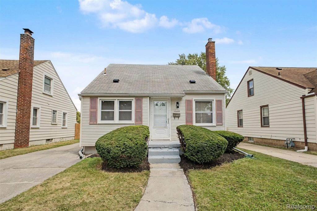 6785 Pelham Road, Allen Park city
