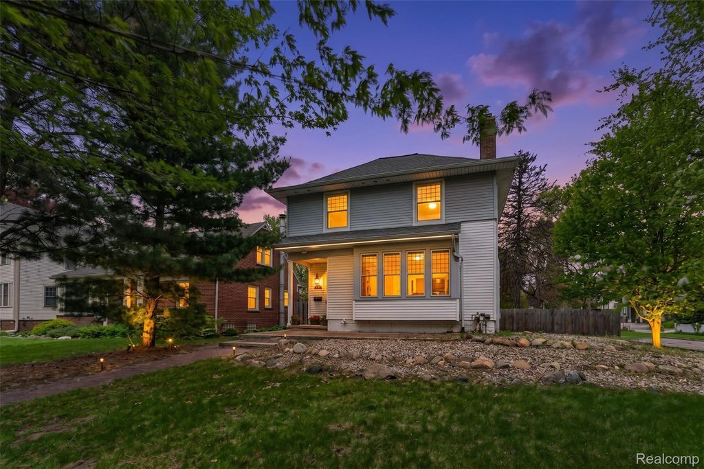 529 E Lincoln Avenue, Royal Oak city