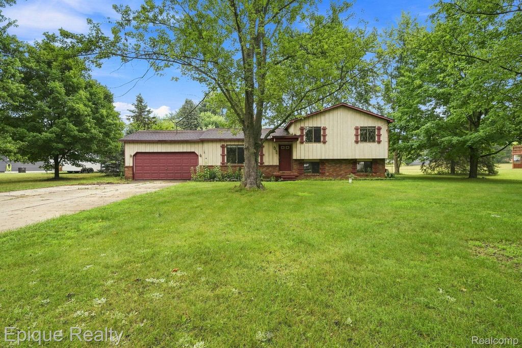 8534 Tim Tam Trail, Flushing charter township