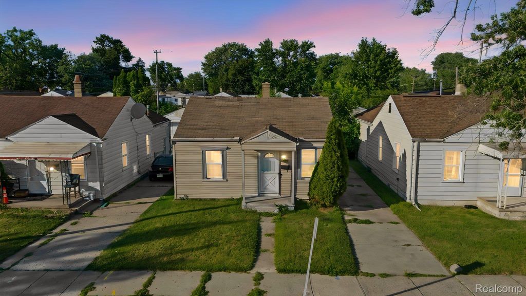 2538 Norman Street, Melvindale city