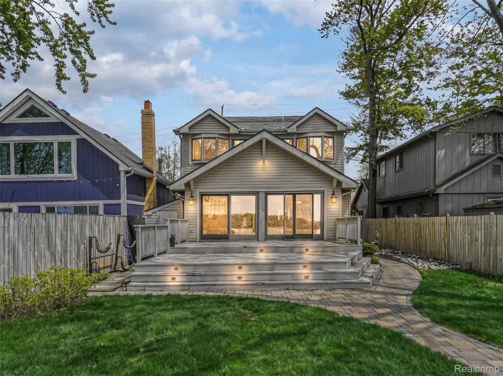 3506 Union Lake Road, Commerce charter township