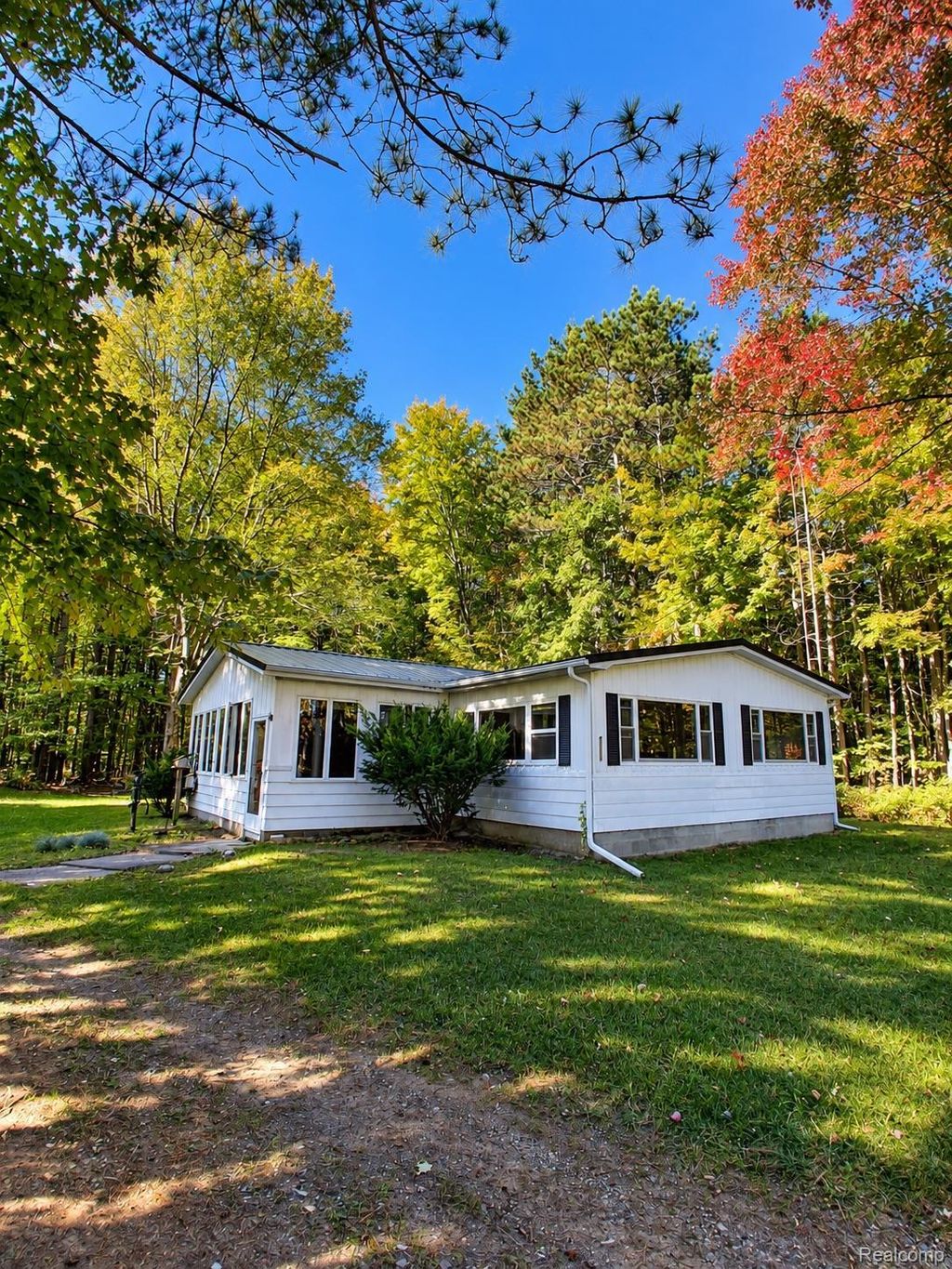 7800 Oak Road, Millington