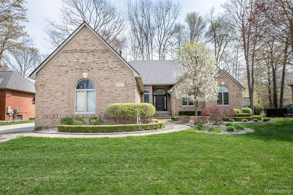 53588 Oak Grove, Shelby charter township